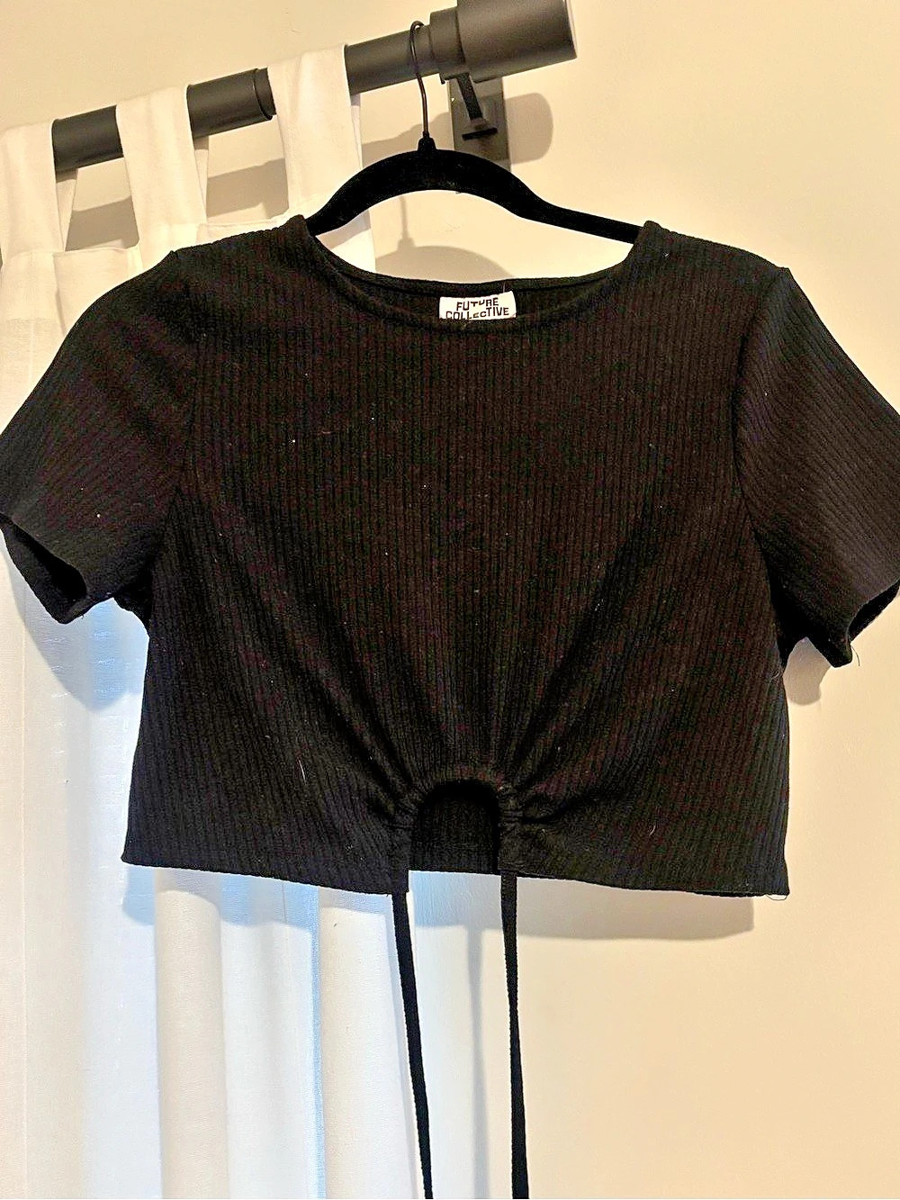 Future Collective Alani Noelle Black Ribbed Tie-Front Crop Top Medium Like New